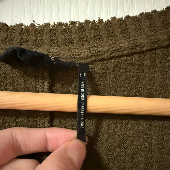 Urban Outfitters Out From Under Jojo Oversized Thermal Button-Front Top - Picture 4 of 12